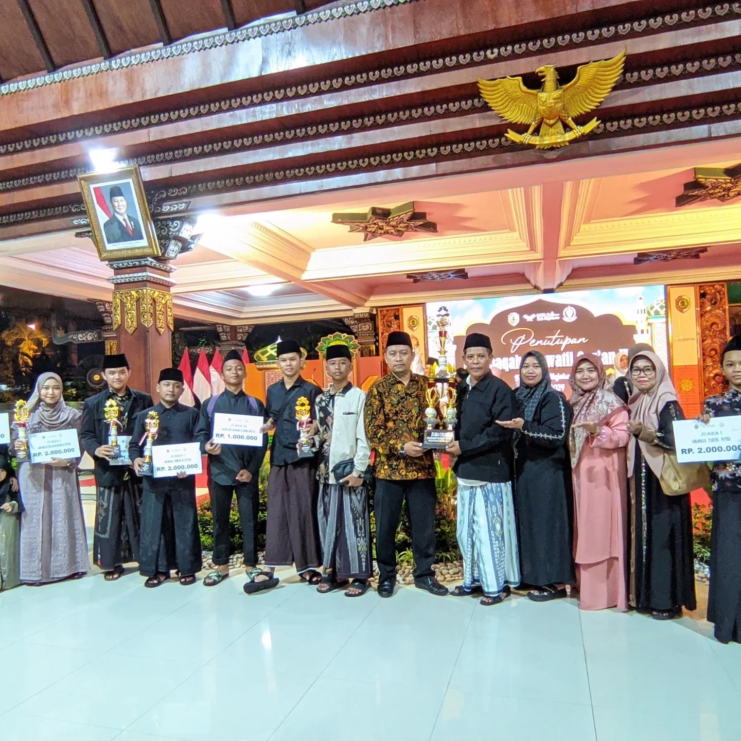 Kecamatan Mojoanyar Menjadi Juara Umum Lomba MTQ: Keberhasilan yang Membanggakan